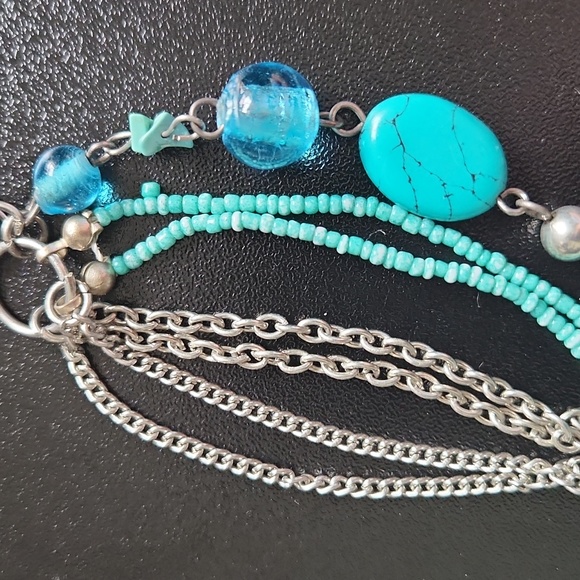 Turquoise and silver necklace multiple strands beaded necklace - Picture 6 of 6